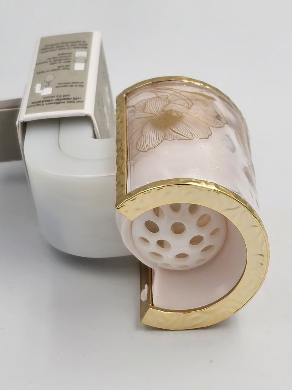2 for $25 | Bath & Body Works Floral Wallflower Nightlight Plugs | NWT - Picture 12 of 15